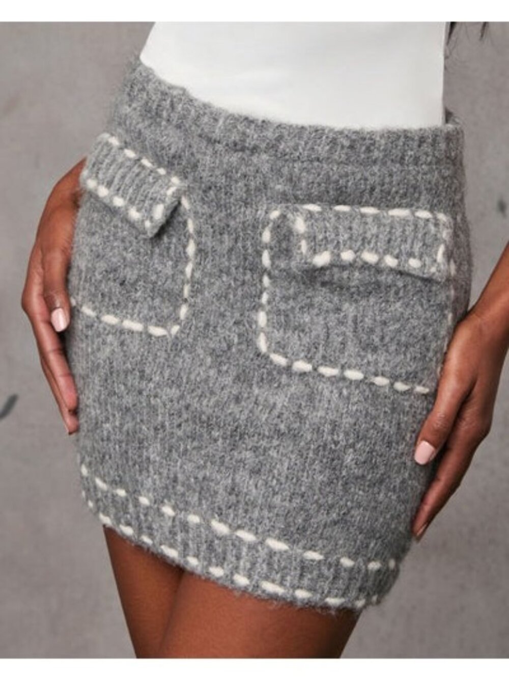 VICI Collection‎ Posy Front Pocket Contrast Stitch Knit Mini Skirt Gray Size L